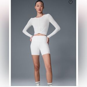 NWT ALO Yoga Cover Long Sleeve in Rosewood Size XS